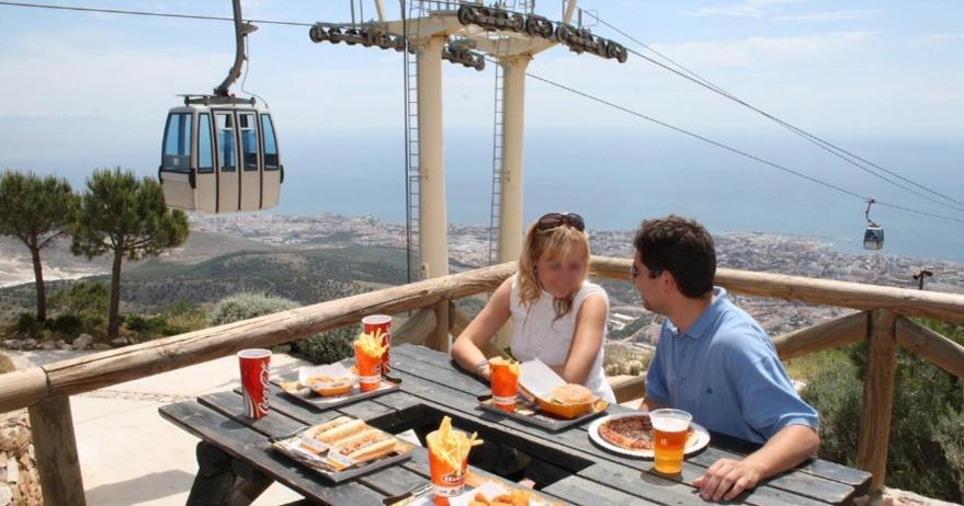 Benal Beach Suite, Parque Acuatico Y Vistas Al Mar Benalmadena Bagian luar foto