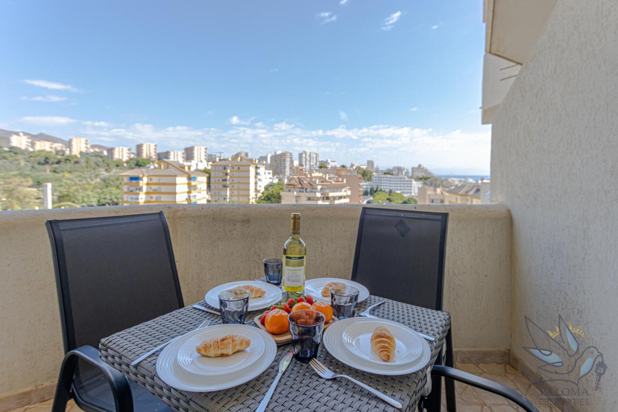 Benal Beach Suite, Parque Acuatico Y Vistas Al Mar Benalmadena Bagian luar foto